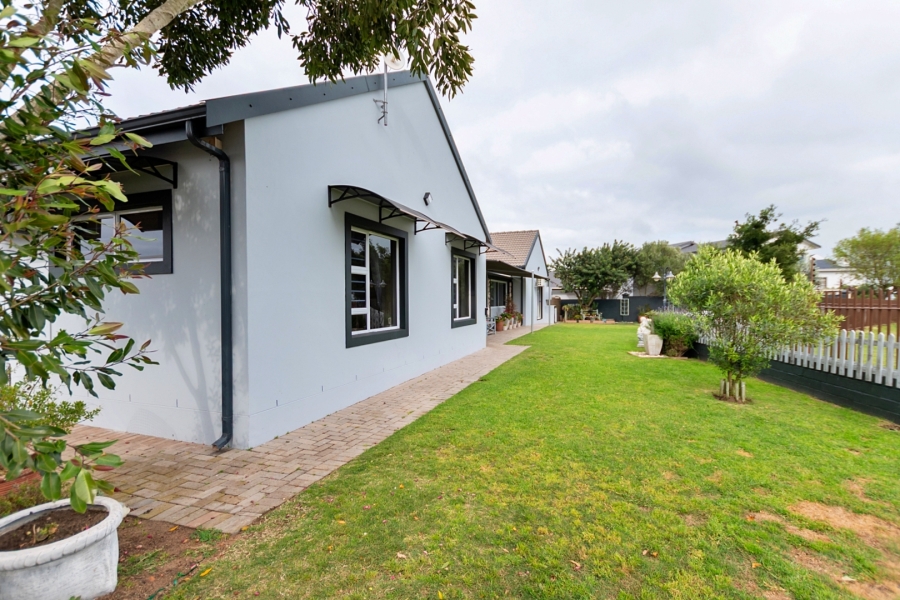 4 Bedroom Property for Sale in Country Club Western Cape
